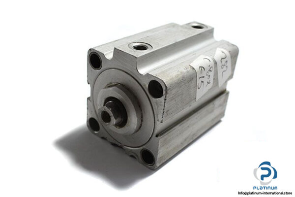 bosch- 0-822-10-867-compact-cylinder