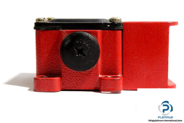 bernstein-d-u1-pa-limit-switch-3