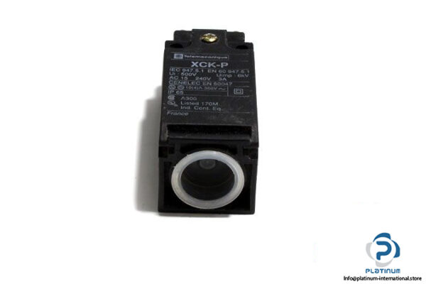 telemecanique-xck-p702-position-switch-3