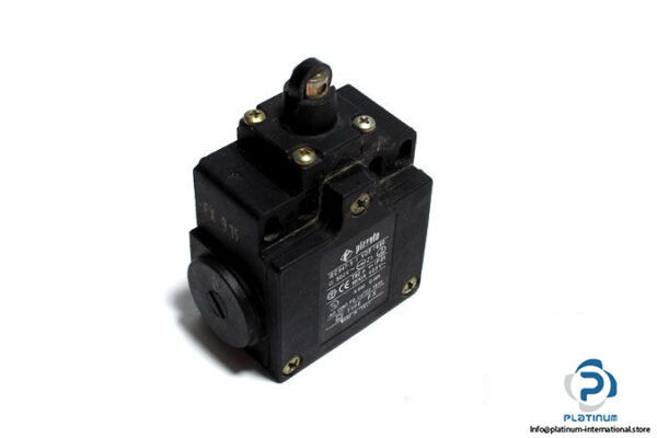 pizzato-FX-915-limit-switch