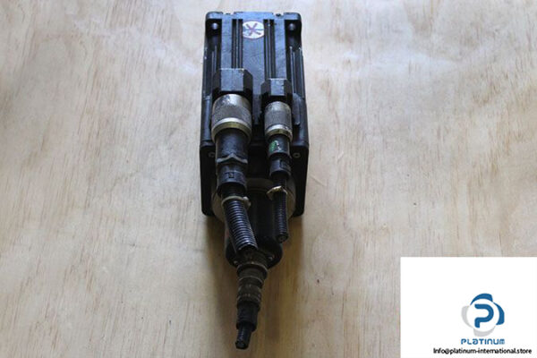 bosch-se-b3-033-030-00-000-brushless-servo-motor-2