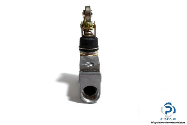 honeywell-bze7-2rn2-pg-limit-switch-3