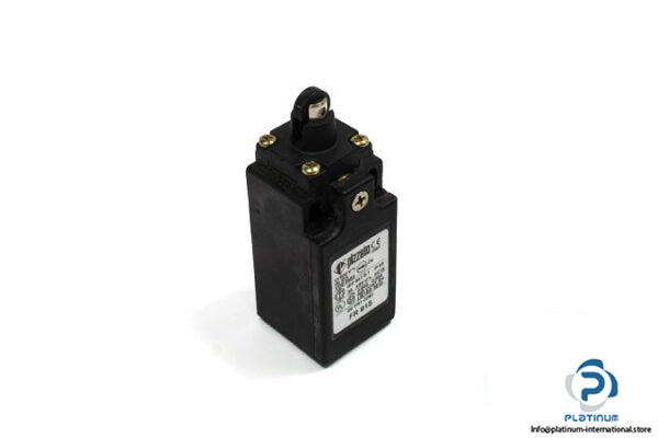 pizzato-FR-915-position-switch