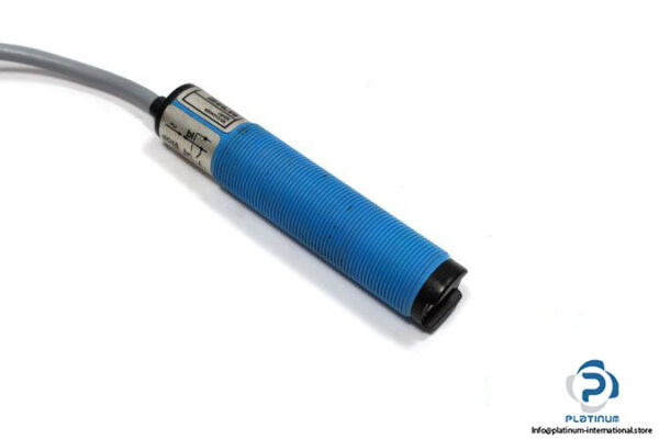 sick-vt18-112-photoelectric-sensor-2