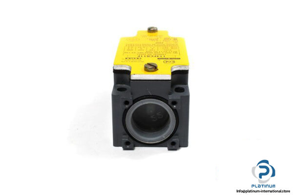cema-114fcb11f-position-switch-3