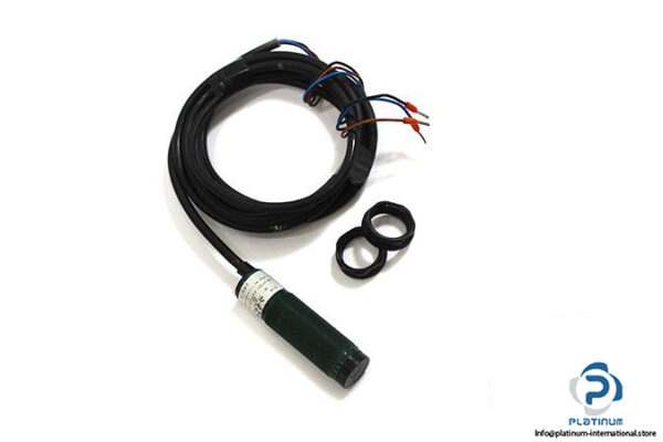 selet-OCV81_DPNO-C.2.5MT-photoelectric-cylindrical-diffuse-sensor