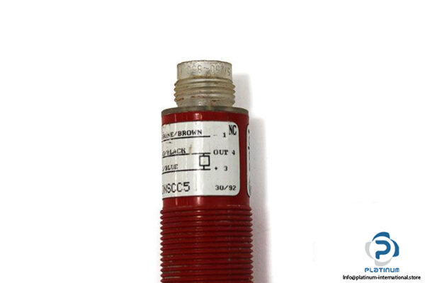 selet-ocv81_dnscc5-photoelectric-cylindrical-diffuse-sensor-4