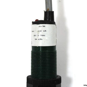 selet-ocv81_dapno-photoelectric-cylindrical-diffuse-sensor-4