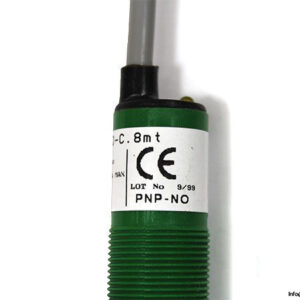 selet-ocv81%c2%ac_d1pno-c-8mt-photoelectric-cylindrical-diffuse-sensor-4
