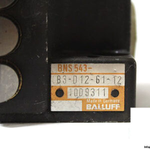 balluff-bns-543-b3-d12-61-12-position-switch-2