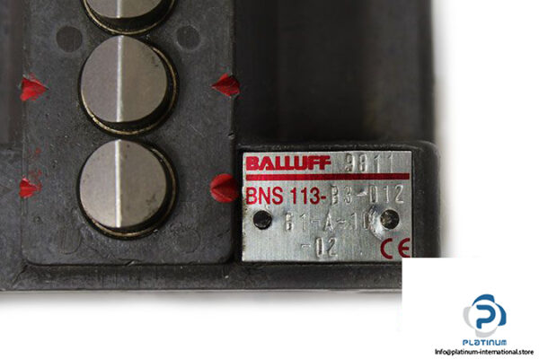 balluff-bns-113-b3-d12-61-a-10-02-position-switch-2