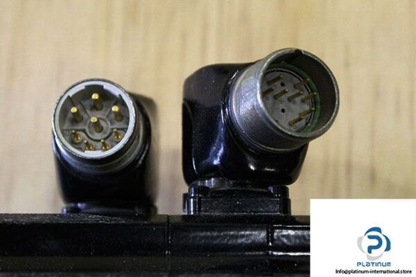 schneider-sh31003p11f2000-servo-motor-2