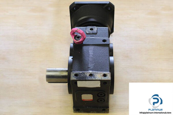 vogel-mks8_301597-helical-bevel-gearbox-3