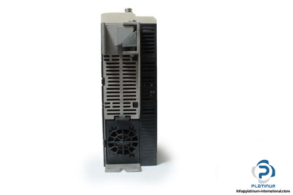 schneider-lxm32md18n4-motion-servo-drive-3