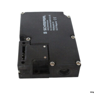 schmersal-azm-161sk-12_12rka-024-solenoid-interlock-new-1