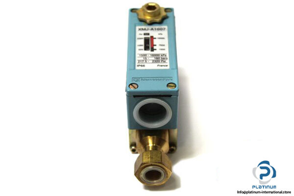 telemecanique-xmj-a1607-pressure-switch