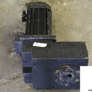 lenze-mdfkabs100-22-geared-servo-motor-2