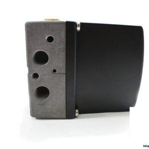 arca-827a-e2-a00-m10-g-positioner-3