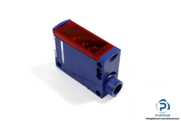 telemecanique-XUX0ARCTT16-multimode-photoelectric-sensor-1