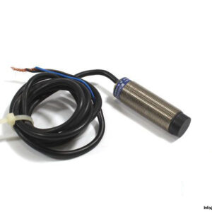 telemecanique-XS2M18PA3701L1-inductive-proximity-sensor