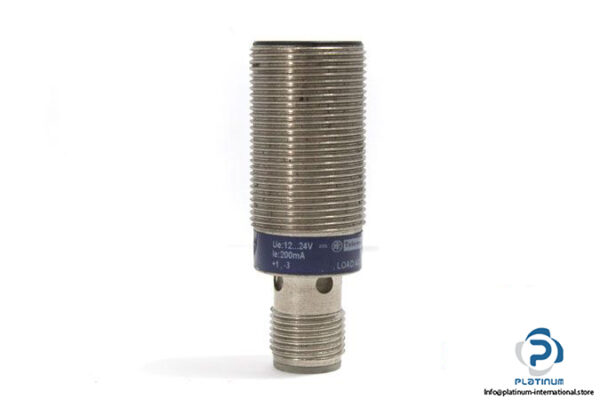 telemecanique-xs1n18pa349d-inductive-sensor-3