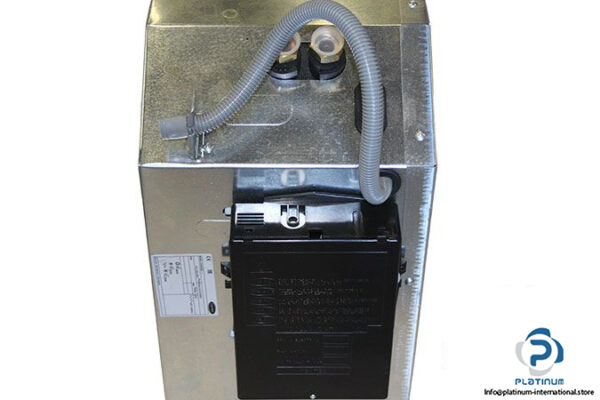 carrier-42gw300c-hydronic-cassette-fan-coil-units-2