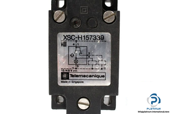 telemecanique-xsc-h157339-inductive-sensor-4