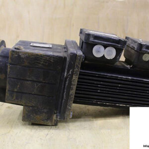 lenze-MDSKARS056-22-servo-motor-with-gear-GST05-2YVCK