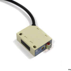 telemecanique-xuml-h0451-retro-reflective-sensor-2