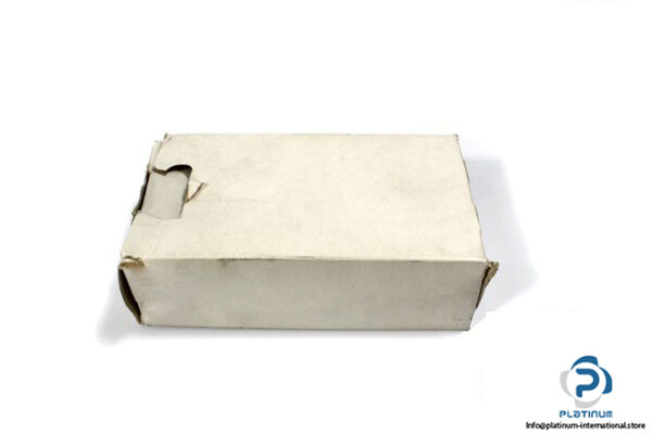 telemecanique-xs1n08pa340-inductive-sensor-3