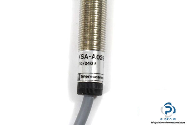 telemecanique-xsa-a0292-inductive-sensor-4-2