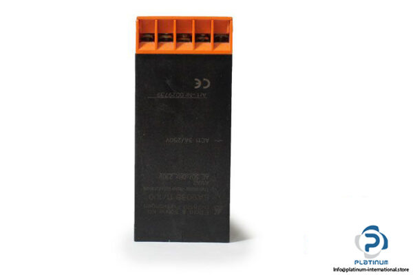 dold-ba9038-11_100-thermistor-motor-protection-relay-2