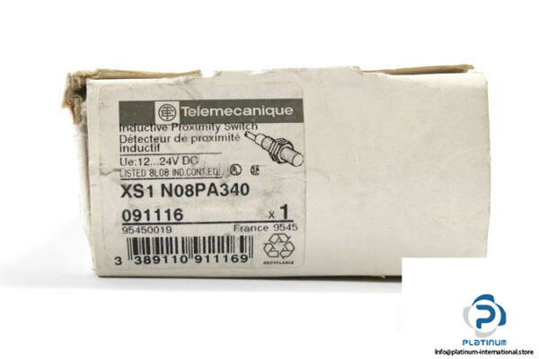 telemecanique-xs1n08pa340-inductive-sensor-4
