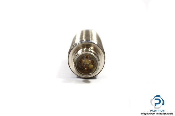 telemecanique-xs618b1pam12-inductive-proximity-sensor-5