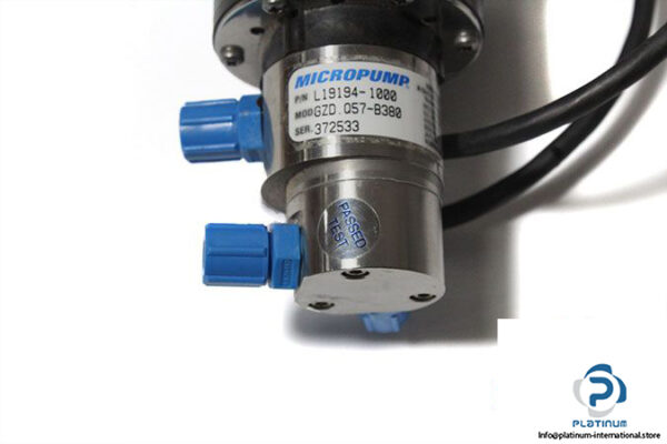 micropump-bldc58233-magnetically-driven-gear-pump-1