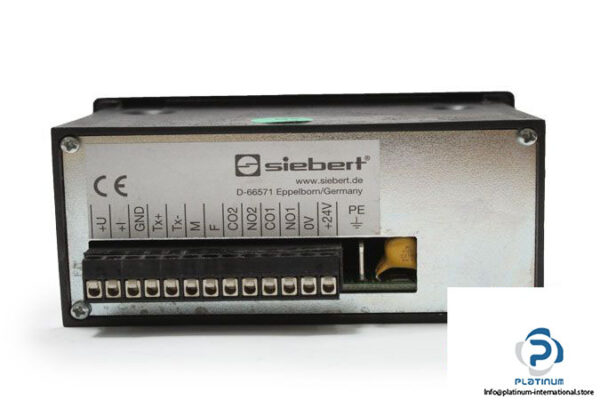siebert-s102-06_14_0r-000_0b-a0-panel-mount-display-2