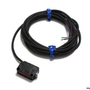 keyence-PZ2-62P-photoelectric-retro-reflective-sensor