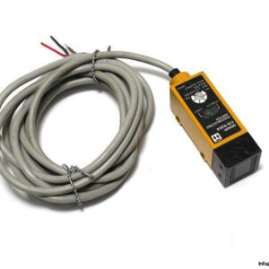 omron-E3S-R2E4-photoelectric-retro-reflective-sensor