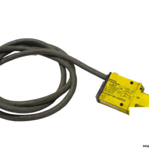 turck-EO10M-MI-UNP6X-photoelectric-sensor-receiver