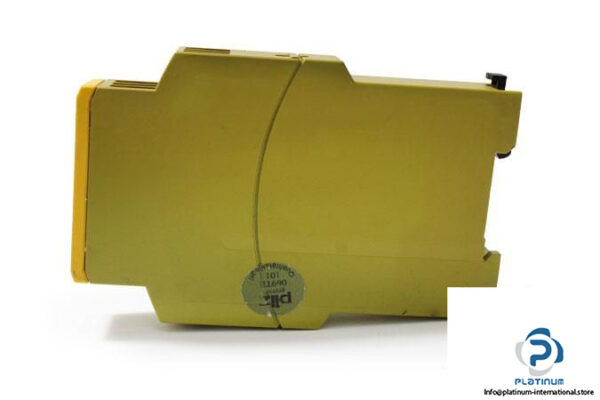 PILZ-PNOZ-X2-2S-EMERGENCY-STOP-RELAYS-SAFETY-GATE-MONITORS4_675x450.jpg