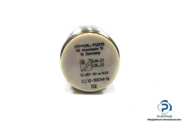 PEPPERLFUCHS-CJ10-30GM-N-CAPACITIVE-SENSOR5_675x450.jpg
