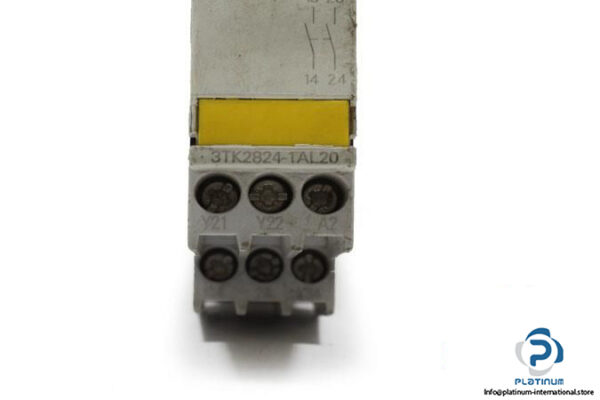 SIEMENS-3TK2824-1AL20-SIRIUS-SAFETY-RELAY-WITH-RELAY-ENABLING-CIRCUITS7_675x450.jpg