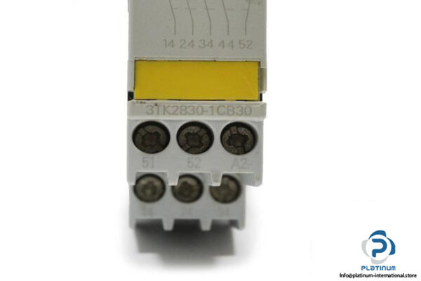 SIEMENS-3TK2830-1CB30-SIRIUS-SAFETY-RELAY-WITH-RELAY-ENABLING-CIRCUITS7_675x450.jpg