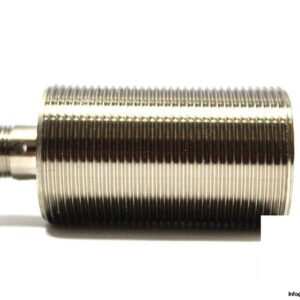 PEPPERLFUCHS-NBB10-30GM50-E2-V1-INDUCTIVE-SENSOR4_675x450.jpg