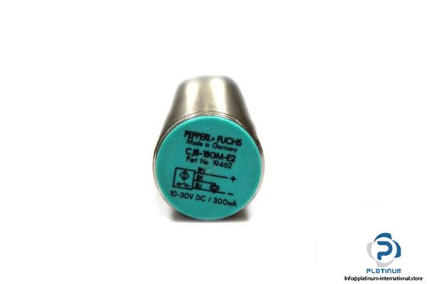 PEPPERLFUCHS-CJ8-18GM-E2-CAPACITIVE-SENSOR6_675x450.jpg