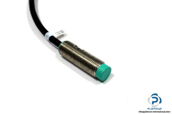 PEPPERLFUCHS-NJ4-12GM40-E2-INDUCTIVE-SENSOR4_675x450.jpg