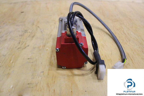 sipro-s0601b303p1p1-50-70-da14-m5-servo-motor-2