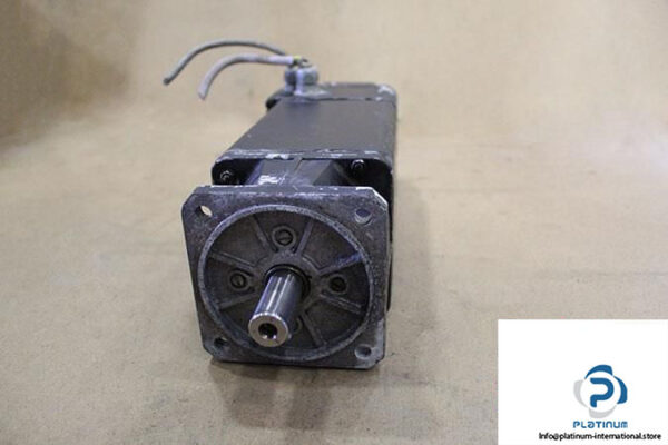 SIEMENS-HU3056-0AC01-Z-SERVO-MOTOR3_675x450.jpg