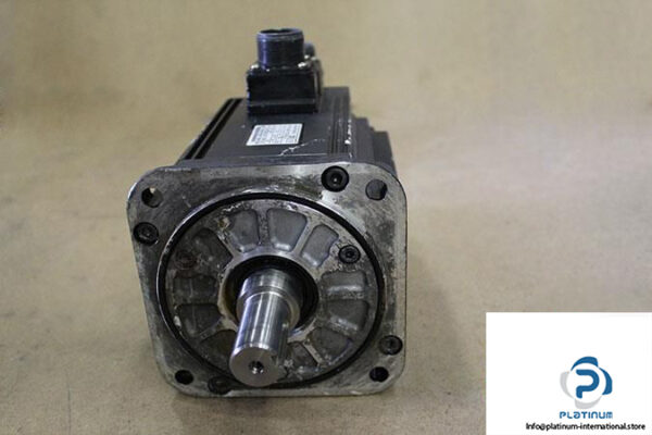 YASKAWA-SGMGH-13DCA6H-OY-AC-SERVO-MOTOR3_675x450.jpg