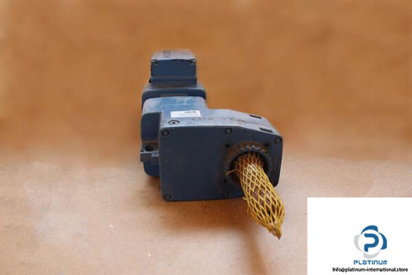 DEMAG-ZBF-71-A-82-CYLINDRICAL-ROTOR-MOTOR3_675x450.jpg
